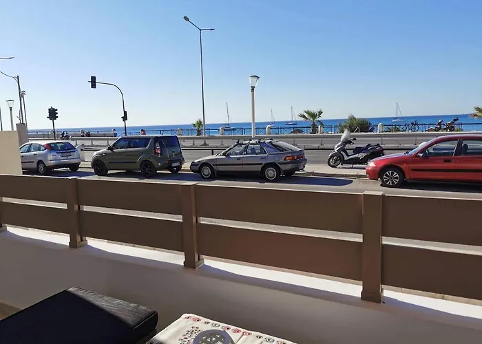 Blue View Zefiros 公寓 *