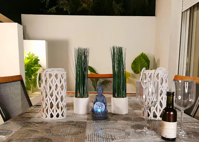 Blue View Zefiros 公寓 *